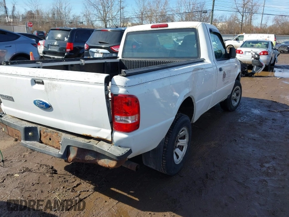 2008 Ford Ranger XL z VIN 1FTYR10D18PA71955, wystawiony jako IAAI lot #41704181 z przebiegiem 98 934 mil mil oraz . Historia ofert i sprzedaży dostępna na DreamBid. Obrazek 4.