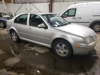 1999 Volkswagen Jetta z VIN 3VWSC29M4XM116002, wystawiony jako Copart lot #82159824 z przebiegiem 145 008 mil mil oraz Czysty tytuł • Clean title. Historia ofert i sprzedaży dostępna na DreamBid. Obrazek 4.