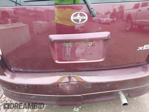 2005 Scion xB z VIN JTLKT324250193538, wystawiony jako IAAI lot #42276045 z przebiegiem 119 365 mil mil oraz . Historia ofert i sprzedaży dostępna na DreamBid. Obrazek 6.