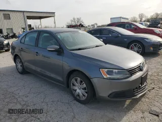 2011 Volkswagen Jetta SE z VIN 3VWDZ7AJ8BM369256, wystawiony jako Copart lot #51139015 z przebiegiem 250 634 mil mil oraz Szkoda całkowita • Salvage title. Historia ofert i sprzedaży dostępna na DreamBid. Obrazek 4.