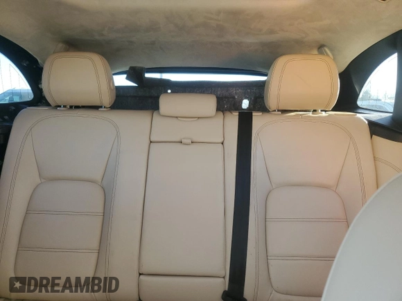 2019 Jaguar F-Pace 25t Prestige z VIN SADCK2GX1KA392655, wystawiony jako Copart lot #45329075 z przebiegiem 92 332 mil mil oraz Nie do naprawy • Non repairable. Historia ofert i sprzedaży dostępna na DreamBid. Obrazek 10.