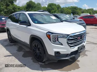 2022 GMC Terrain SLT z VIN 3GKALPEVXNL269968, wystawiony jako IAAI lot #42600907 z przebiegiem 39 685 mil mil oraz . Historia ofert i sprzedaży dostępna na DreamBid. Obrazek 1.