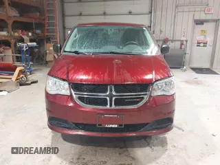 2017 Dodge Grand Caravan SE z VIN 2C4RDGBG7HR865810, wystawiony jako IAAI lot #42414604 z przebiegiem 116 642 mil mil oraz . Historia ofert i sprzedaży dostępna na DreamBid. Obrazek 12.
