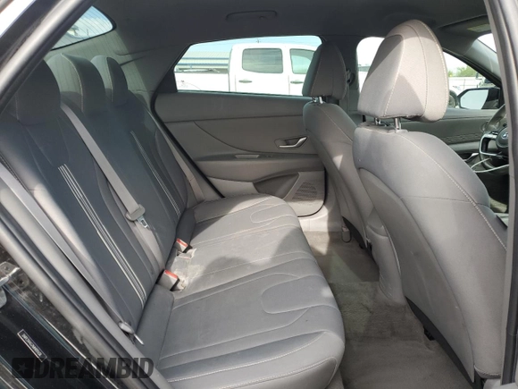 2021 Hyundai Elantra SEL z VIN 5NPLS4AG7MH017638, wystawiony jako Copart lot #53377195 z przebiegiem 106 287 mil mil oraz Szkoda całkowita • Salvage title. Historia ofert i sprzedaży dostępna na DreamBid. Obrazek 10.