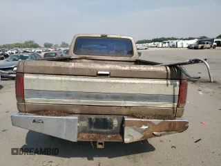 1992 Ford F-250 with VIN 1FTHX26M1NKB22897, listed as a Copart auction lot 87669905 with 0 mi miles and Clean Title. Bid and sale history available at carsss.com. Image 10.