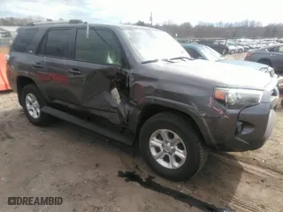 2020 Toyota 4Runner SR5 with VIN JTEBU5JR6L5782542, listed as a IAAI auction lot 41723461 with 102,704 mi miles. Bid and sale history available at carsss.com. Image 1.
