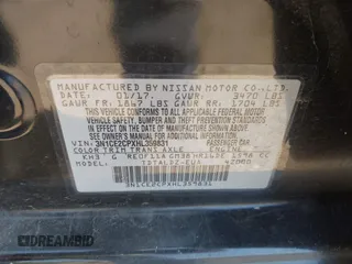 2017 Nissan Note S Plus z VIN 3N1CE2CPXHL359831, wystawiony jako IAAI lot #42395526 z przebiegiem 82 236 mil mil oraz . Historia ofert i sprzedaży dostępna na DreamBid. Obrazek 9.