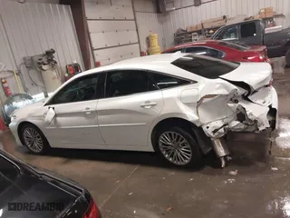 2020 Toyota Avalon Hybrid Limited with VIN 4T1D21FBXLU017732, listed as a IAAI auction lot 41159133 with 44,864 mi miles. Bid and sale history available at carsss.com. Image 14.