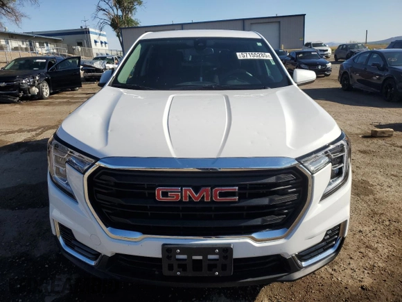 2024 GMC Terrain SLE with VIN 3GKALMEG0RL187737, listed as a Copart auction lot 57155285 with 19,987 mi miles and Clean title. Bid and sale history available at DreamBid. Image 5.
