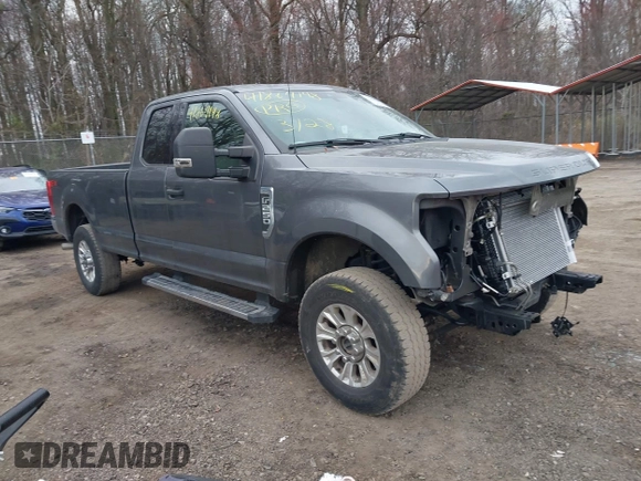 2021 Ford Super Duty F-250 SRW XL with VIN 1FT7X2B63MEC04131, listed as a IAAI auction lot 41864148 with 129,452 mi miles. Bid and sale history available at carsss.com. Image 1.