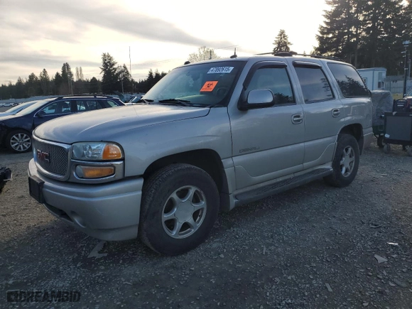 2004 GMC Yukon Denali with VIN 1GKEK63UX4J210336, listed as a Copart auction lot 47892615 with 375,952 mi miles and Salvage Title. Bid and sale history available at carsss.com. Image 1.