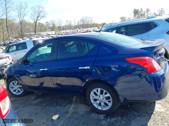 2019 Nissan Versa Sedan SV with VIN 3N1CN7AP1KL877494, listed as a IAAI auction lot 41692194 with 121,323 mi miles. Bid and sale history available at carsss.com. Image 14.