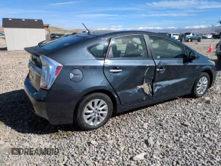 2012 Toyota Prius with VIN JTDKN3DP0C3011716, listed as a Copart auction lot 48124385 with 217,871 mi miles and Salvage Title. Bid and sale history available at DreamBid. Image 3.