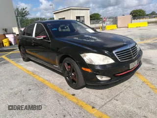 2007 Mercedes-Benz S-Class 5.5L V8 with VIN WDDNG71XX7A080228, listed as a IAAI auction lot 41972759 with 1 mi miles. Bid and sale history available at carsss.com. Image 1.