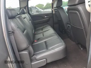 2008 GMC Sierra 1500 SLT z VIN 2GTEC13J681331799, wystawiony jako Copart lot #57895325 z przebiegiem 85 925 mil mil oraz Szkoda całkowita • Salvage title. Historia ofert i sprzedaży dostępna na DreamBid. Obrazek 10.