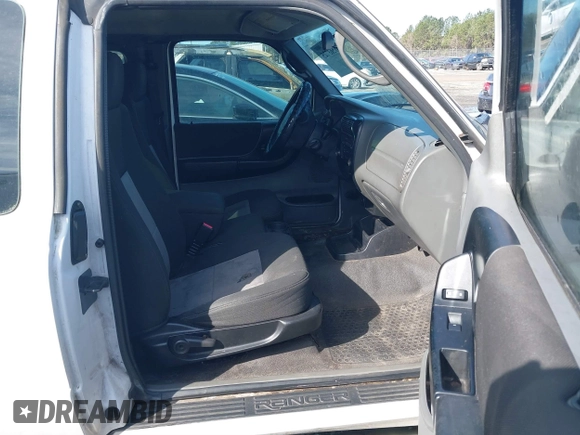 2009 Ford Ranger XLT with VIN 1FTYR44E49PA44710, listed as a IAAI auction lot 41563725 with 141,615 mi miles. Bid and sale history available at carsss.com. Image 5.
