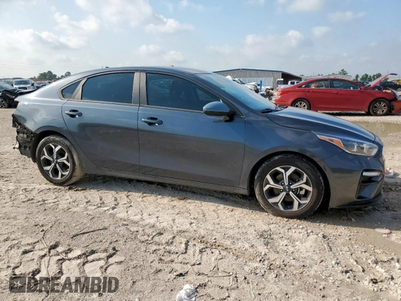 2021 Kia Forte LXS z VIN 3KPF24AD6ME340196, wystawiony jako Copart lot #59232805 z przebiegiem 118 465 mil mil oraz Szkoda całkowita • Salvage title. Historia ofert i sprzedaży dostępna na DreamBid. Obrazek 4.
