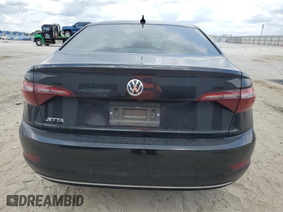 2020 Volkswagen Jetta S z VIN 3VWCB7BU5LM057812, wystawiony jako Copart lot #56272775 z przebiegiem 53 039 mil mil oraz Nie do naprawy • Non repairable. Historia ofert i sprzedaży dostępna na DreamBid. Obrazek 6.