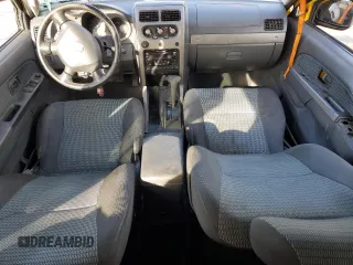 2002 Nissan Xterra XE z VIN 5N1ED28T52C550540, wystawiony jako Copart lot #89154135 z przebiegiem 296 868 mil mil oraz Szkoda całkowita • Salvage title. Historia ofert i sprzedaży dostępna na DreamBid. Obrazek 8.