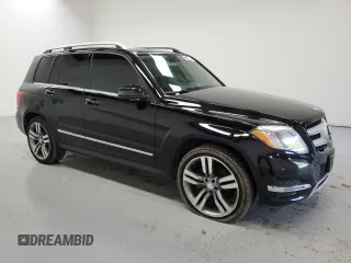 2015 Mercedes-Benz GLK 350 z VIN WDCGG8JB1FG345637, wystawiony jako Copart lot #52740685 z przebiegiem 130 099 mil mil oraz Czysty tytuł • Clean title. Historia ofert i sprzedaży dostępna na DreamBid. Obrazek 4.