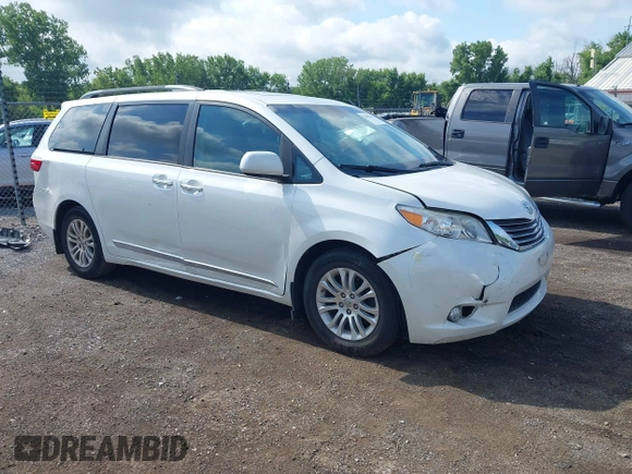 2016 Toyota Sienna XLE with VIN 5TDYK3DC4GS748888, listed as a IAAI auction lot 42605968 with 164,811 mi miles and . Bid and sale history available at DreamBid. Image 1.