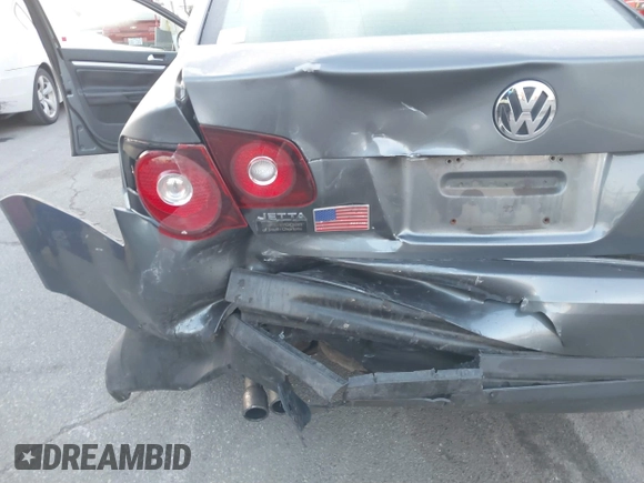 2009 Volkswagen Jetta SE с VIN 3VWRZ71K29M065039, выставлен на аукционе IAAI как лот 41767525 с пробегом 176 443 миль миль и . История ставок и продаж доступна на DreamBid. Изображение 6.