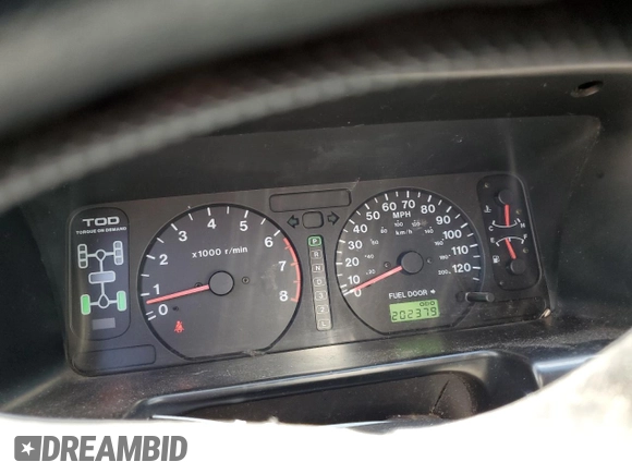 1999 Isuzu Trooper S с VIN JACDJ58X6X7913469, выставлен на аукционе Copart как лот 74690934 с пробегом 202 379 миль миль и Списание • Salvage title. История ставок и продаж доступна на DreamBid. Изображение 9.