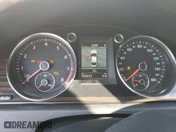2013 Volkswagen CC Executive с VIN WVWGU7AN3DE551618, выставлен на аукционе Copart как лот 53359305 с пробегом 124 237 миль миль и Списание • Salvage title. История ставок и продаж доступна на DreamBid. Изображение 9.