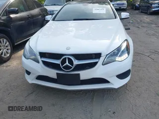 2015 Mercedes-Benz E-Class E 400 with VIN WDDKJ6FB5FF294900, listed as a IAAI auction lot 42067425 with 143,137 mi miles. Bid and sale history available at carsss.com. Image 12.