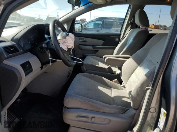 2013 Honda Odyssey LX z VIN 5FNRL5H26DB058364, wystawiony jako Copart lot #52984905 z przebiegiem 165 779 mil mil oraz Szkoda całkowita • Salvage title. Historia ofert i sprzedaży dostępna na DreamBid. Obrazek 7.