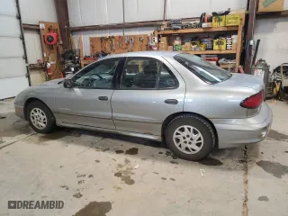2004 Pontiac Sunfire SL with VIN 3G2JB52F34S154055, listed as a Copart auction lot 81765584 with 169,676 mi miles and Clean Title. Bid and sale history available at carsss.com. Image 2.