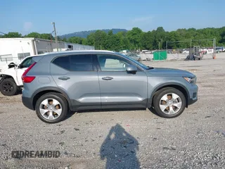 2022 Volvo XC40 Momentum with VIN YV4162UK3N2758515, listed as a IAAI auction lot 42468259 with 50,132 mi miles and . Bid and sale history available at DreamBid. Image 13.