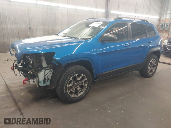 2020 Jeep Cherokee Trailhawk with VIN 1C4PJMBX6LD656570, listed as a IAAI auction lot 42399597 with 88,348 mi miles and . Bid and sale history available at DreamBid. Image 18.