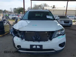 2018 Nissan Pathfinder S with VIN 5N1DR2MN6JC679146, listed as a IAAI auction lot 41753225 with 46,607 mi miles. Bid and sale history available at carsss.com. Image 12.