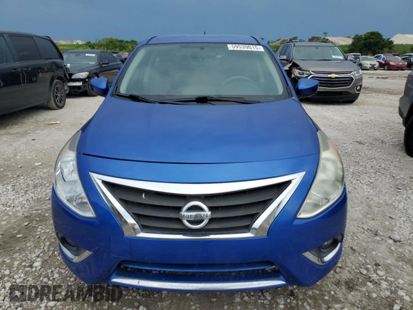 2016 Nissan Versa S z VIN 3N1CN7AP7GL889818, wystawiony jako Copart lot #59539015 z przebiegiem 97 607 mil mil oraz Czysty tytuł • Clean title. Historia ofert i sprzedaży dostępna na DreamBid. Obrazek 5.