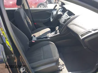 2016 Ford Focus S z VIN 1FADP3E26GL393235, wystawiony jako IAAI lot #42385660 z przebiegiem 133 049 mil mil oraz . Historia ofert i sprzedaży dostępna na DreamBid. Obrazek 5.