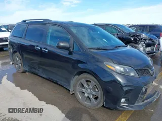 2020 Toyota Sienna SE with VIN 5TDXZ3DC7LS062183, listed as a IAAI auction lot 41791032 with 80,760 mi miles. Bid and sale history available at carsss.com. Image 1.