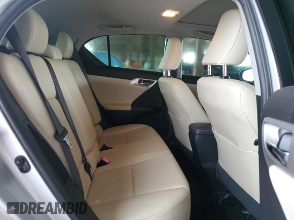 2013 Lexus CT 200h z VIN JTHKD5BH2D2127550, wystawiony jako Copart lot #53792035 z przebiegiem 196 246 mil mil oraz Czysty tytuł • Clean title. Historia ofert i sprzedaży dostępna na DreamBid. Obrazek 10.
