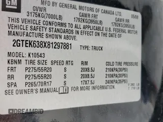 2008 GMC Sierra Denali z VIN 2GTEK638X81297881, wystawiony jako Copart lot #62998334 z przebiegiem 247 347 mil mil oraz Nie do naprawy. Historia ofert i sprzedaży dostępna na DreamBid. Obrazek 12.