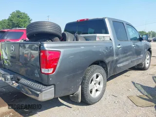 2004 Nissan Titan SE z VIN 1N6AA07A64N548266, wystawiony jako IAAI lot #42596026 z przebiegiem 204 226 mil mil oraz . Historia ofert i sprzedaży dostępna na DreamBid. Obrazek 4.