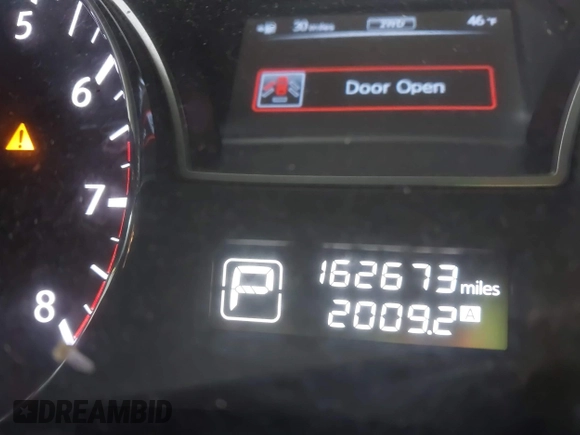 2013 Nissan Pathfinder SV with VIN 5N1AR2MM0DC654824, listed as a IAAI auction lot 41747859 with 162,673 mi miles. Bid and sale history available at carsss.com. Image 13.