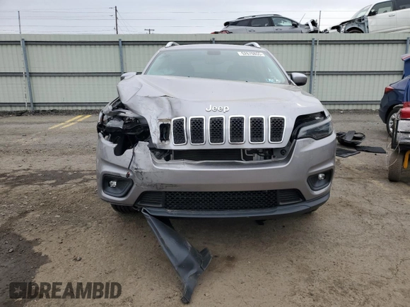 2019 Jeep Cherokee Latitude Plus with VIN 1C4PJMLX8KD447411, listed as a Copart auction lot 52670855 with 40,966 mi miles and Salvage Title. Bid and sale history available at carsss.com. Image 5.