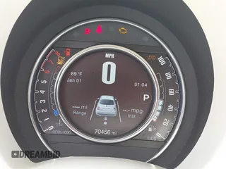 2017 FIAT 500 Pop z VIN 3C3CFFKR4HT508954, wystawiony jako IAAI lot #42262318 z przebiegiem 40 456 mil mil oraz . Historia ofert i sprzedaży dostępna na DreamBid. Obrazek 7.