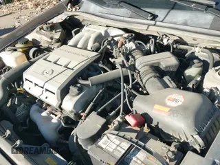 1998 Lexus ES 300 z VIN JT8BF28G8W5048473, wystawiony jako IAAI lot #40801718 z przebiegiem 234 971 mil mil oraz . Historia ofert i sprzedaży dostępna na DreamBid. Obrazek 19.