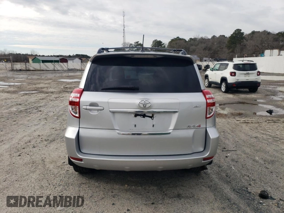2011 Toyota RAV4 Sport z VIN JTMRF4DVXB5038649, wystawiony jako Copart lot #44955305 z przebiegiem Nie podano mil oraz Szkoda całkowita • Salvage title. Historia ofert i sprzedaży dostępna na DreamBid. Obrazek 6.