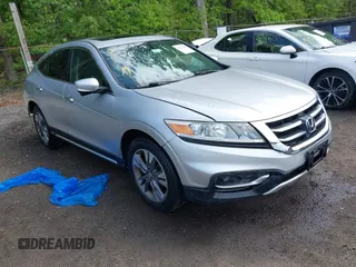 2013 Honda Crosstour EX-L z VIN 5J6TF2H58DL002942, wystawiony jako IAAI lot #42136150 z przebiegiem 42 787 mil mil oraz . Historia ofert i sprzedaży dostępna na DreamBid. Obrazek 1.