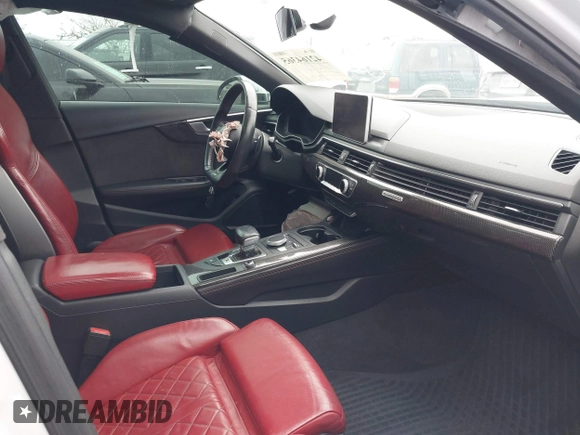2018 Audi S4 Premium Plus with VIN WAUB4AF4XJA044884, listed as a IAAI auction lot 42164365 with 1 mi miles. Bid and sale history available at carsss.com. Image 5.
