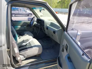 1991 Ford Ranger XLT with VIN 1FTCR10X4MTA17118, listed as a IAAI auction lot 41997363 with 232 mi miles. Bid and sale history available at carsss.com. Image 5.