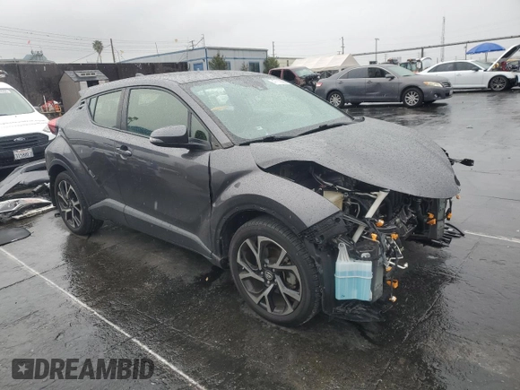 2019 Toyota C-HR XLE z VIN JTNKHMBX4K1061119, wystawiony jako Copart lot #47112995 z przebiegiem 42 983 mil mil oraz Szkoda całkowita • Salvage title. Historia ofert i sprzedaży dostępna na DreamBid. Obrazek 4.