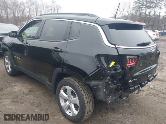 2018 Jeep Compass Altitude with VIN 3C4NJDBB0JT399781, listed as a IAAI auction lot 41711499 with 39,891 mi miles and . Bid and sale history available at carsss.com. Image 3.